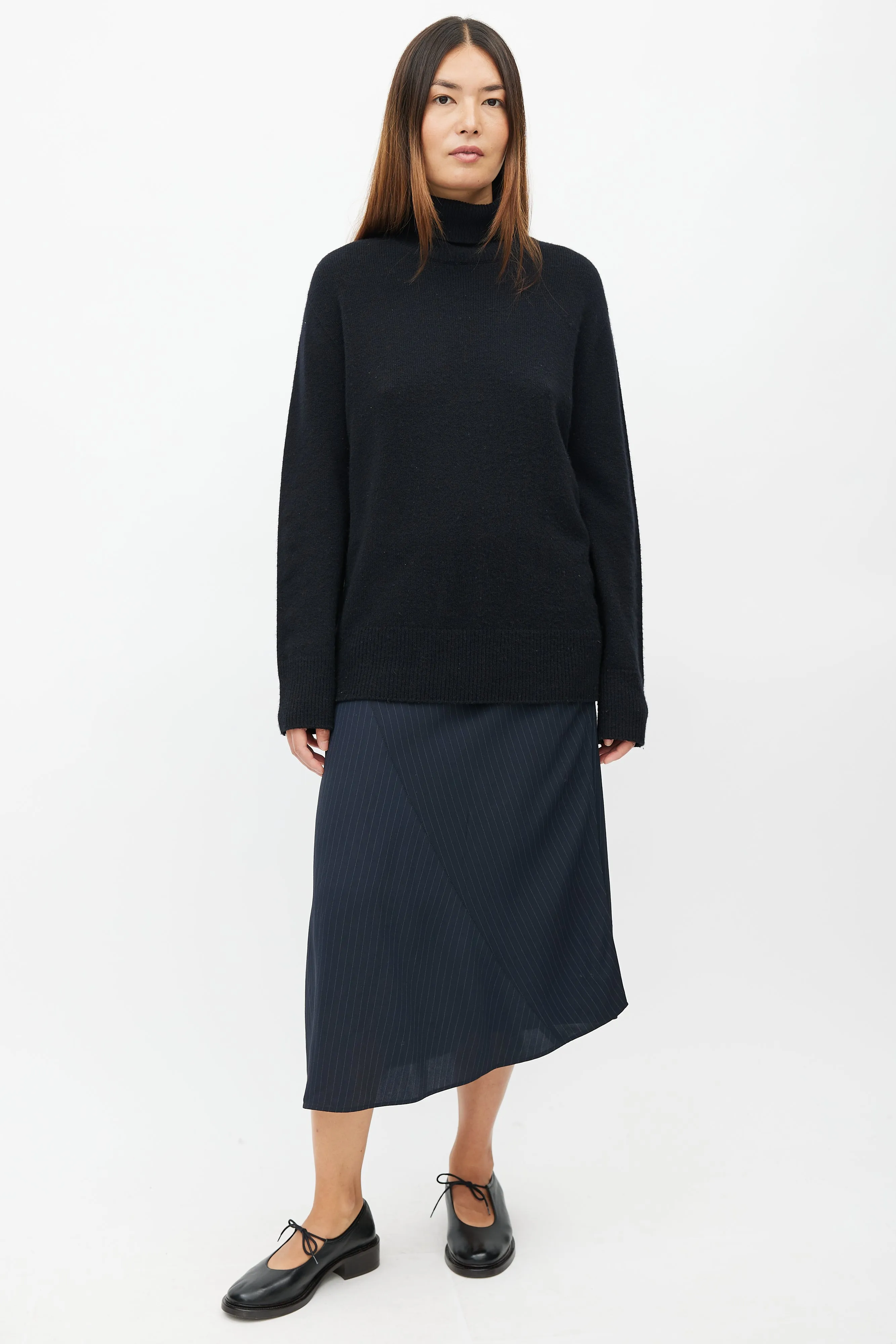 Black Wool Knit Turtleneck