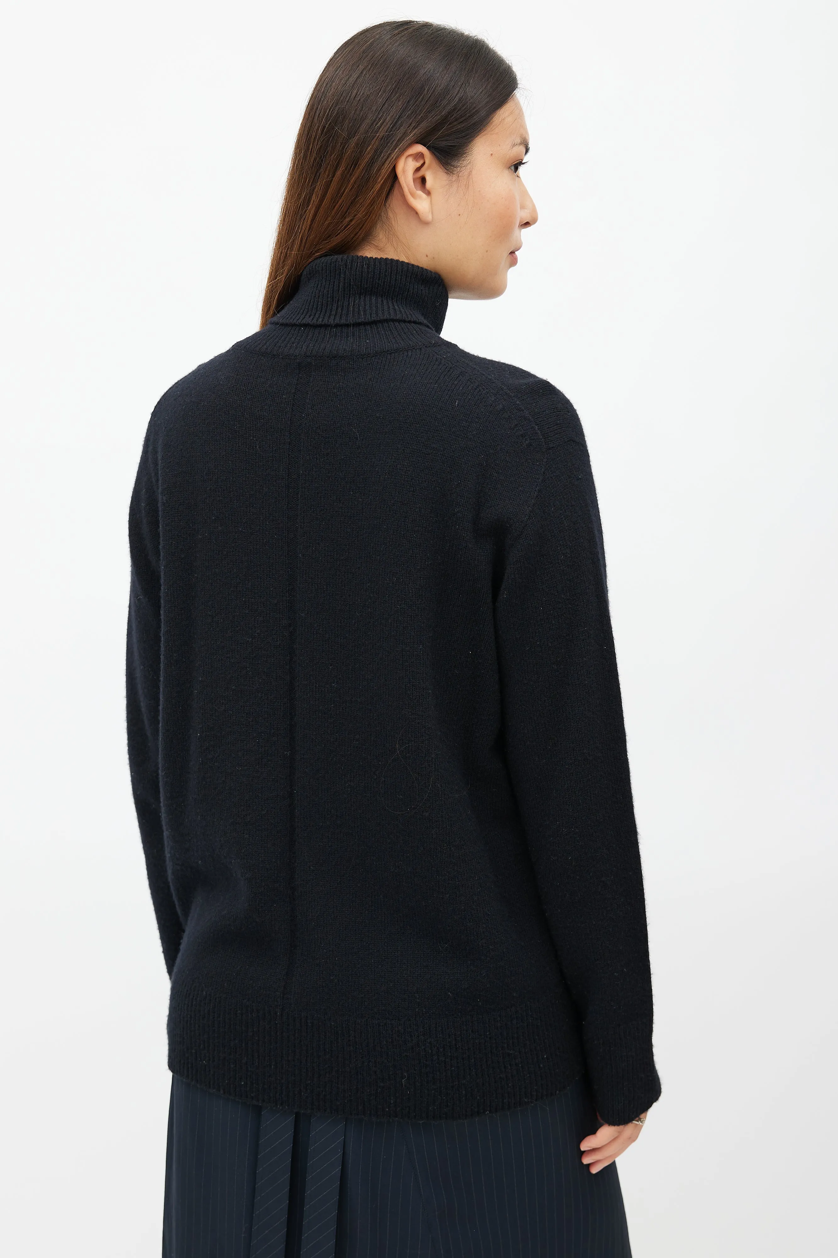 Black Wool Knit Turtleneck