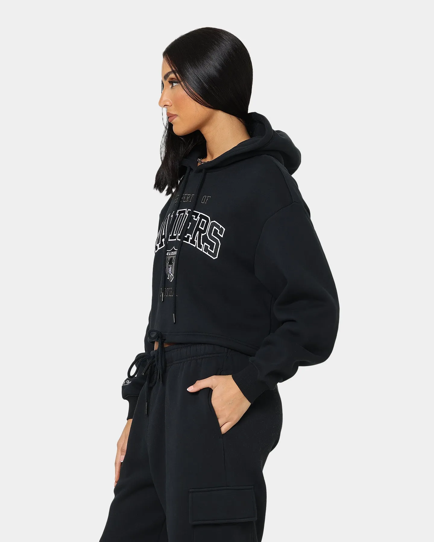 Mitchell & Ness Women's Las Vegas Raiders Vintage Arch Crop Hoodie Faded Black