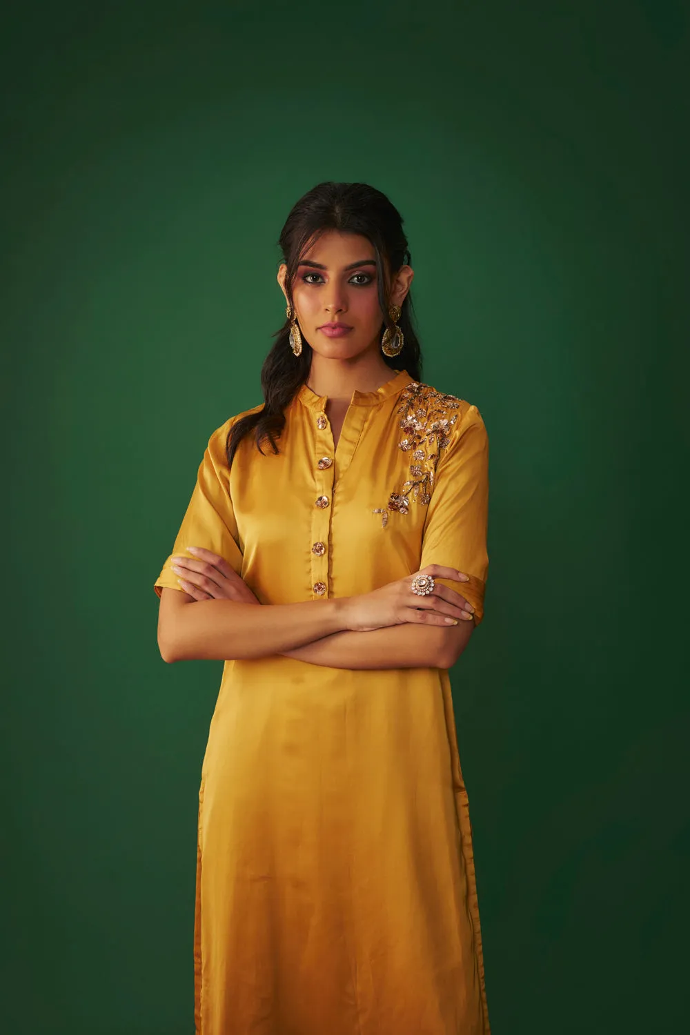 Mustard Yellow Mukaish Embrodiered Kurta And Pants Set