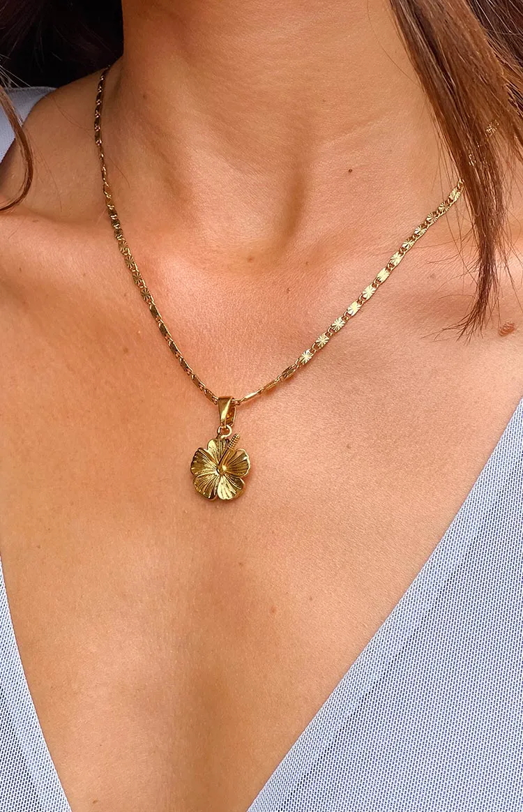 Skylee Gold Flower Necklace