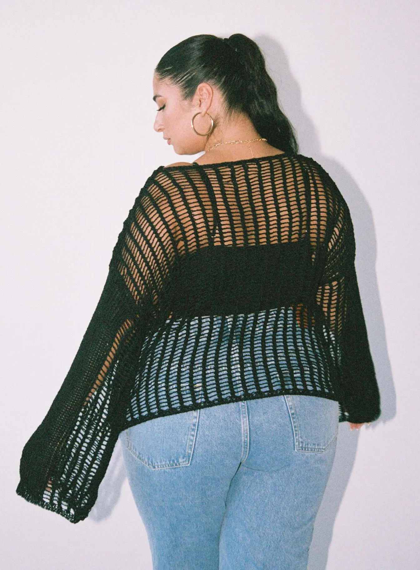 The Kennedy Sweater Black Curve