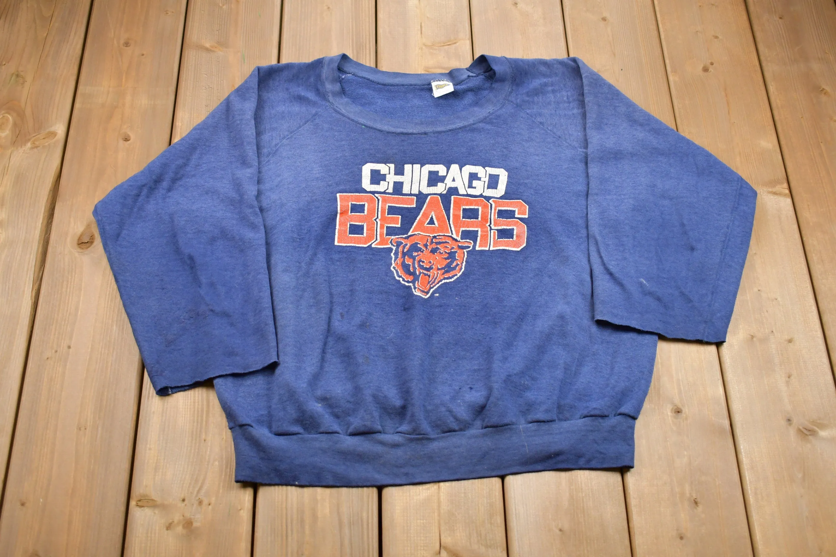 Vintage 1980s Trench Chicago Bears NFL Graphic Raglan Crewneck Sweatshirt