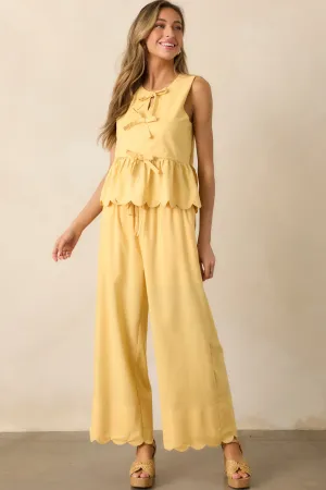 Weekend Getaway Yellow Scalloped Hem Pants